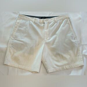 Professional Athletes Club Monaco Baxter Fit White Dress Shorts
White- Men’s 36